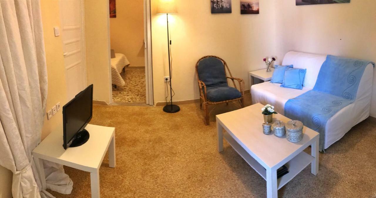 Sunshine'S House Near The Beach, 10 Min From The Airport Artemida  Zewnętrze zdjęcie